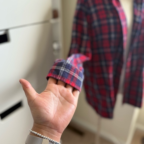 Duluth Trading Co Red and Blue Casual Button Down Long Sleeve Shirt Size Large - Picture 3 of 7